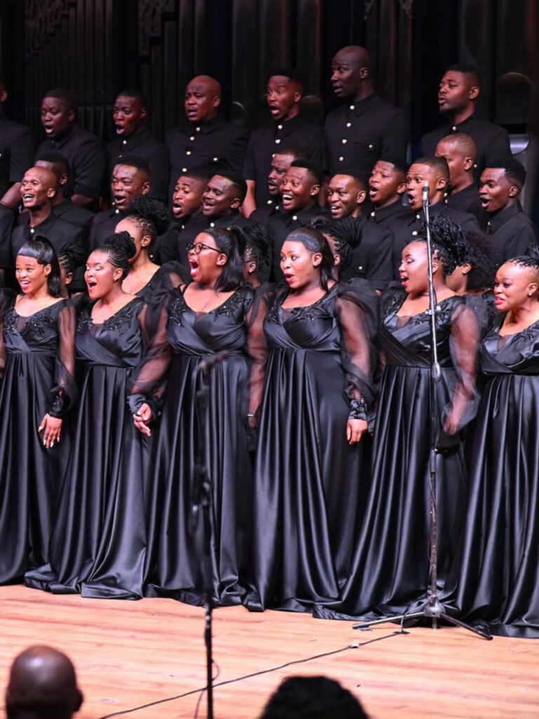 Lynn - Custom Design 4