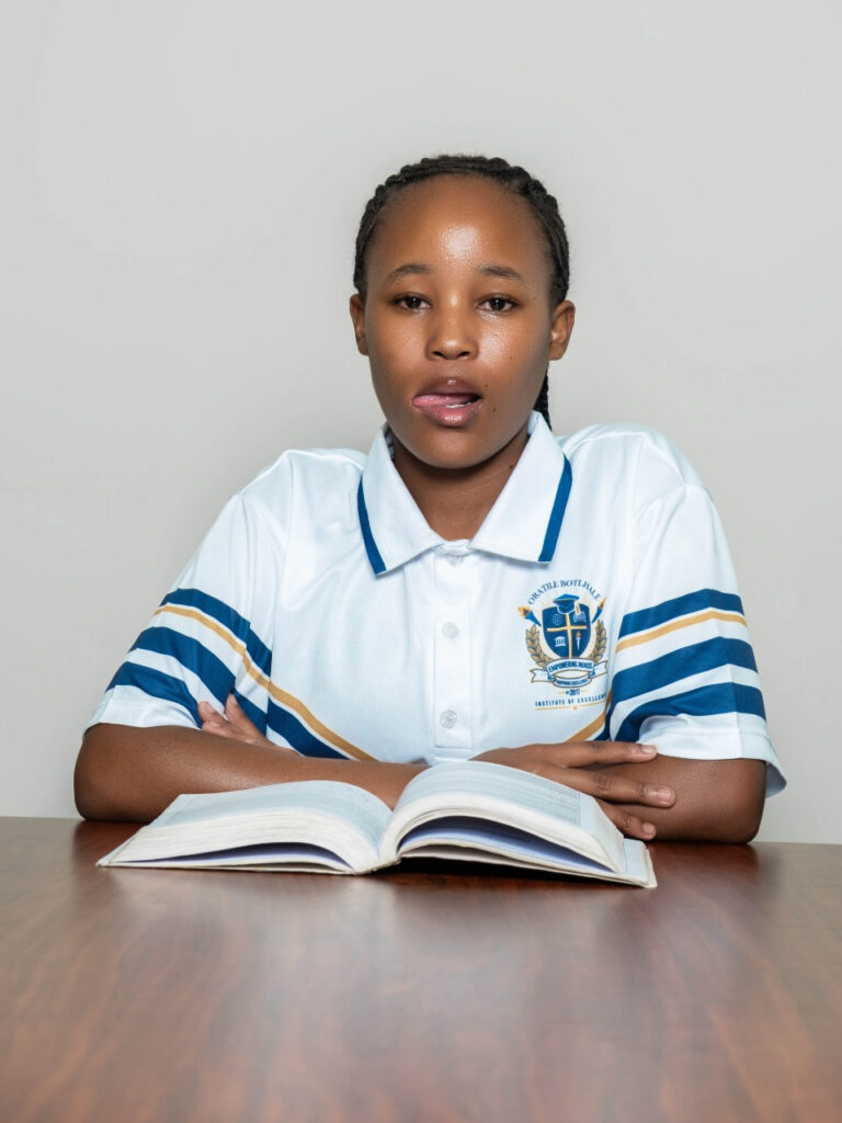 Lynn - uniform 1 (1)